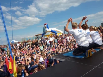 Nivea-DLRG_ Strandfest Schillig.jpg