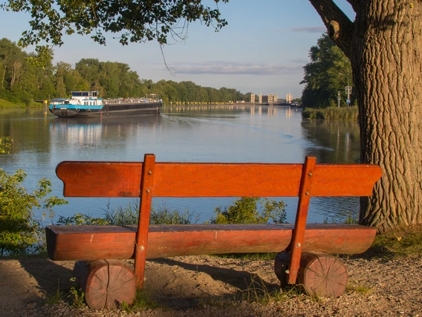 Schleusenblick am Wanderweg