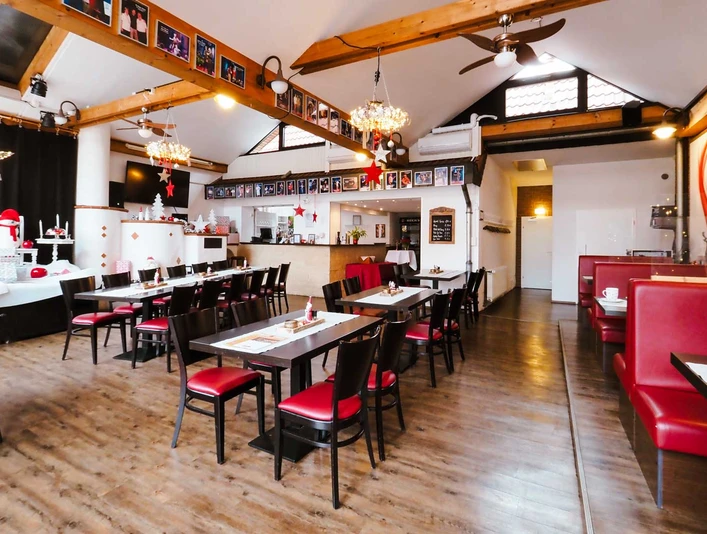 Café Zeitlos Gastraum Café Zeitlos Gastraum