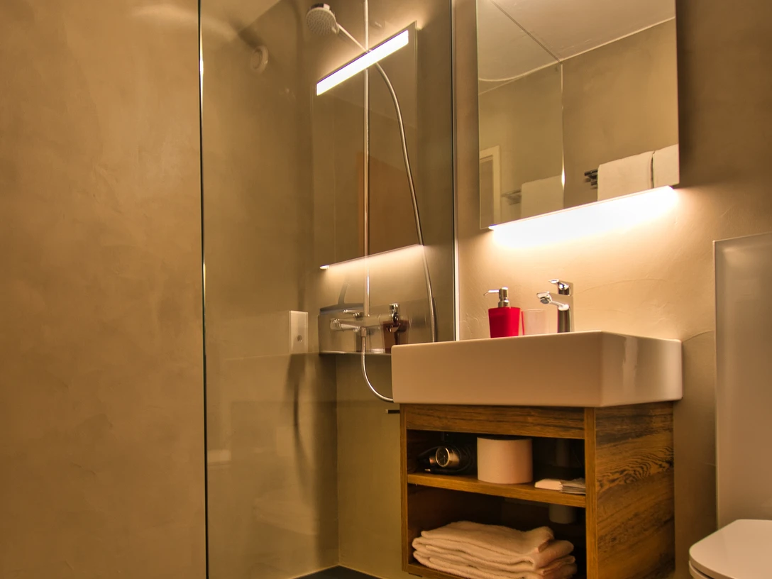 hotel-jungfrau-fiescheralp-2023 Neue Badezimmer im Hotel Junfgrau, Fiescheralp