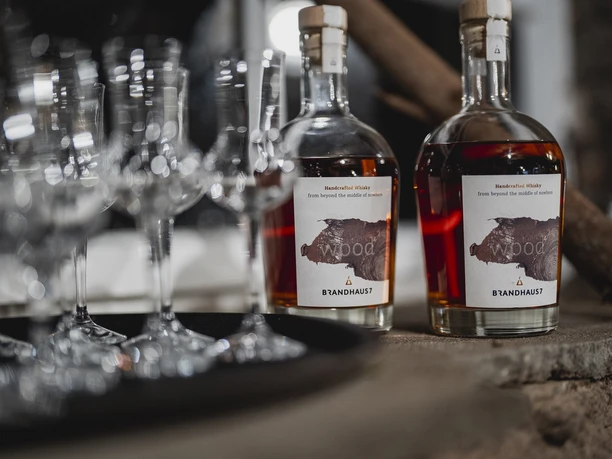 Flaschen Whisky Brandhaus7