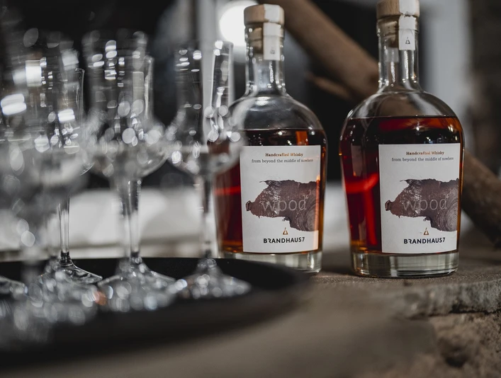 Flaschen Whisky Brandhaus7