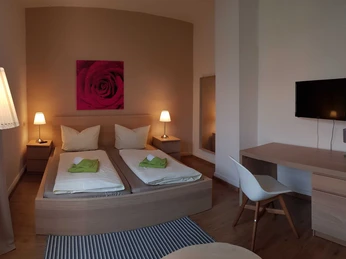 renoviertes Doppelzimmer.jpg