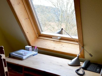 Haus Ditze Schreibtisch