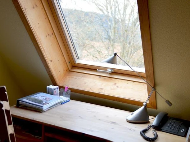 Haus Ditze Schreibtisch