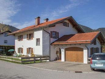 Ihr Parkplatz vor unserem Haus