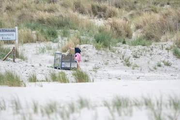 Strandmuelleimer-Juist.jpg Strandmuelleimer-Juist