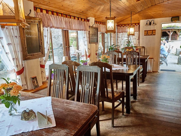 Urige Baudenstube Neumannmühle Berghütte und Wirtshaus