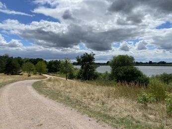Blick vom Feldherrenhügel auf die Elbe