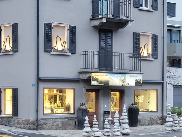 Kristall Mineralien Museum
