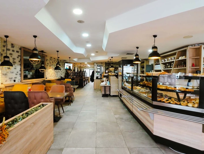 Gastraum im Restaurant Efcannos