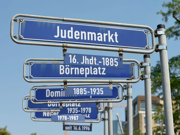 Börneplatz Straßenschild