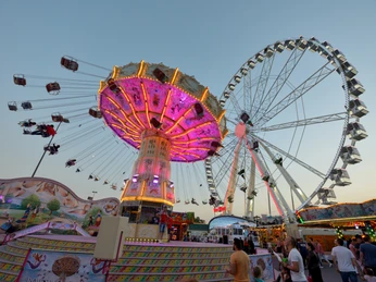 Dippemess Herbst Kettenkarussell Riesenrad DSC 9858 Holger Ullmann