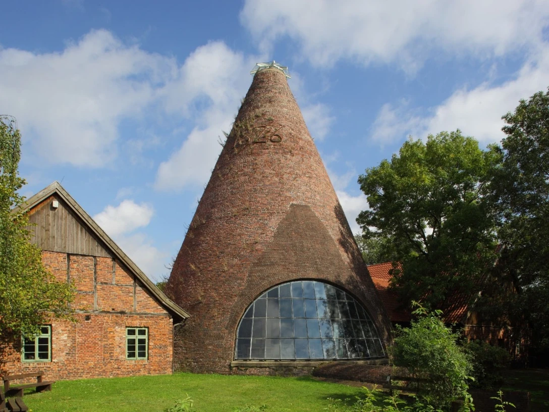 glashuette_gernheim_aussenansicht.jpg__0x1036_q90_subsampling-2_upscale.jpg Glasturm