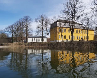 20210410_mit Stadtbücherei.jpg