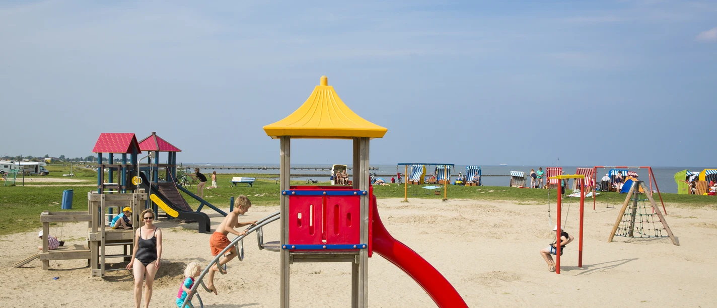 Spielplatz am Friesenstrand (2).jpg