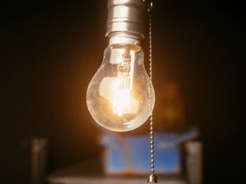 Wem geht ein Licht auf im Kliemannsland Escaperoom? Wem geht ein Licht auf im Kliemannsland Escaperoom?