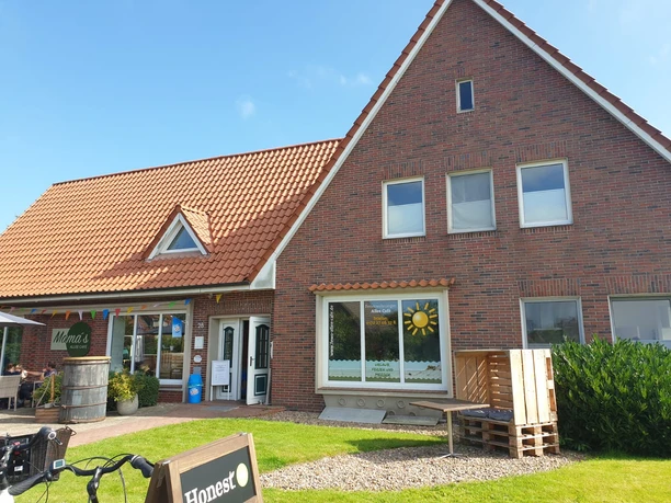 Mamas Allee Cafe.jpg