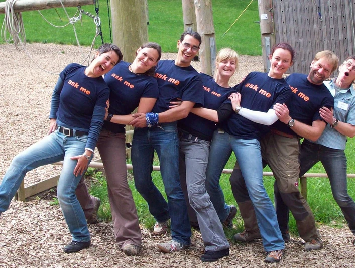 Eventagentur younit. Outdoor. Training und Event - Das Team freut sich auf Sie Team younit freut sich auf Sie!