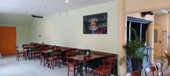 Wattn Burger.JPG