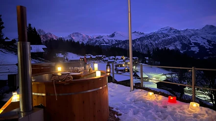 badefass-beatenberg-winter-aussicht-eiger-moench-jungfrau.jpg