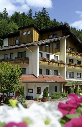 Hotel Löwen, Familie Sackmann, Aussenansicht