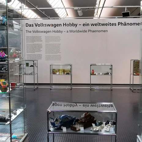 automuseum-sonderausstellung-vw-hobby-beate-ziehres.jpg