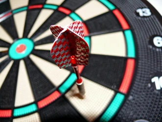 darts-g21f3e7c3a_1920.jpg