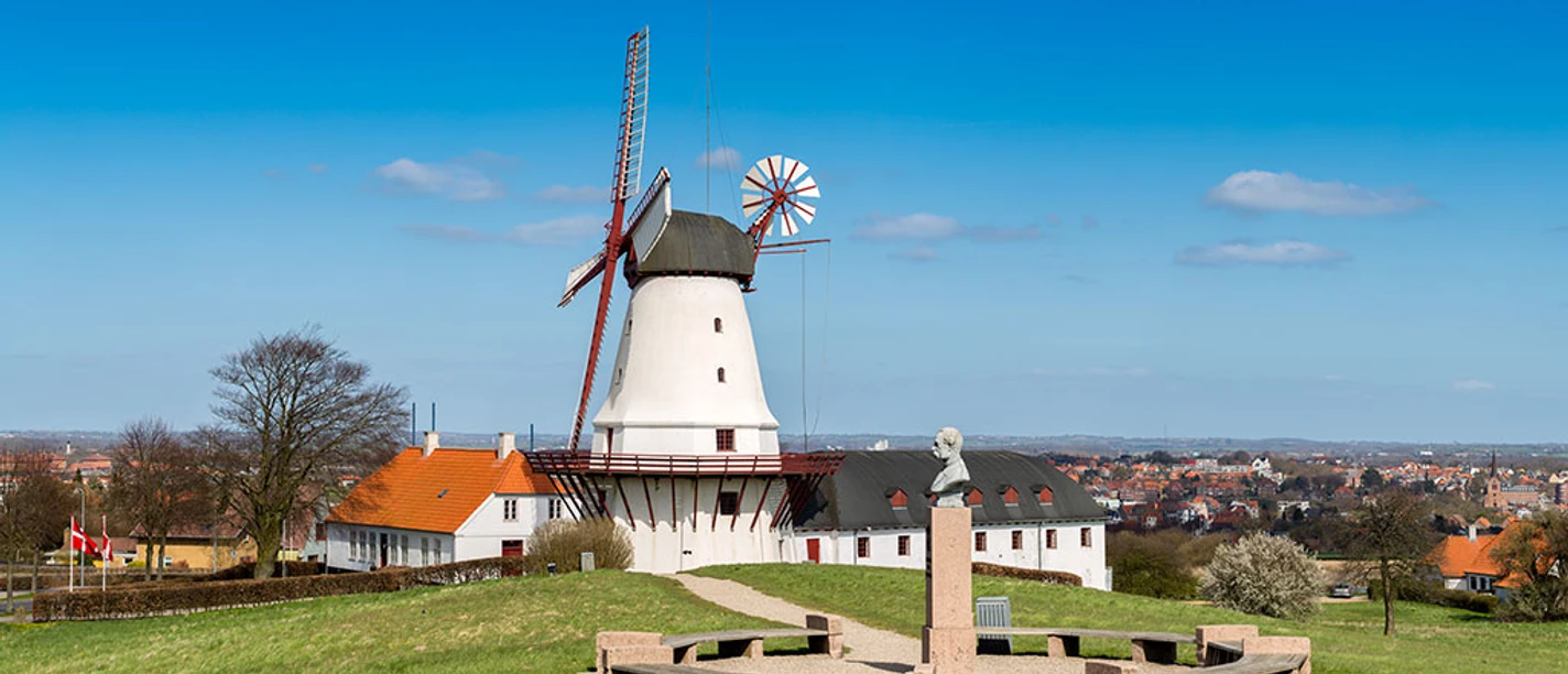 Dybbøl_Mølle_April