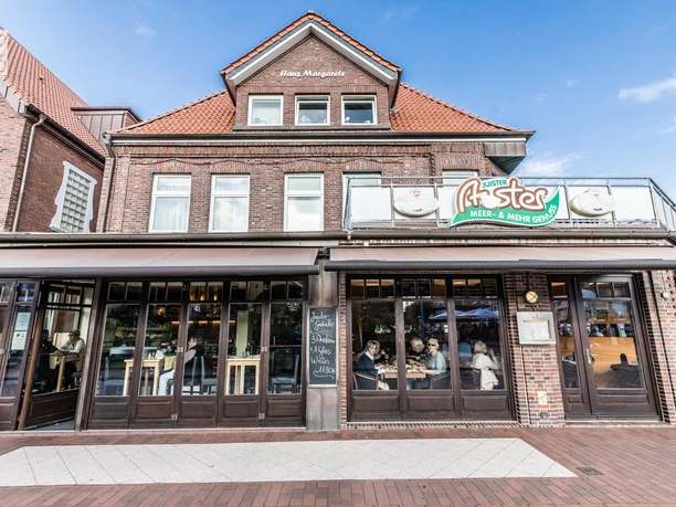 Juister-Auster-Fisch-Muscheln-Aussen.jpg Juister-Auster-Fisch-Muscheln-Aussen