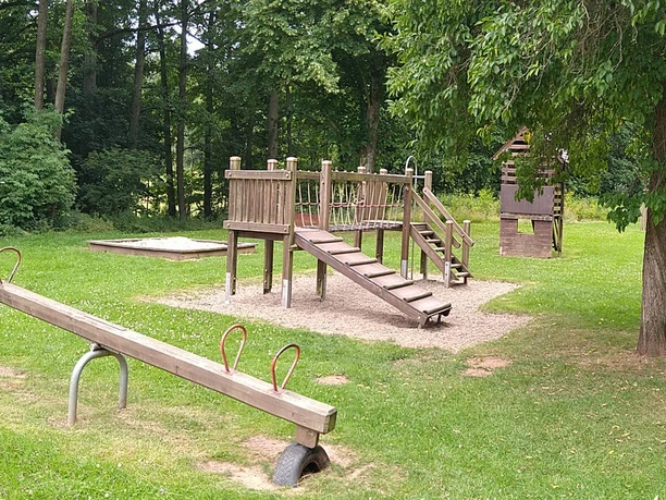 Spielplatz Auf der Alten Wiese, Ortsteil Lengefeld