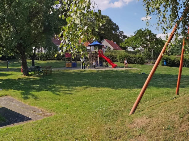 Spielplatz Auf der Breite, Ortsteil Ober-Ense