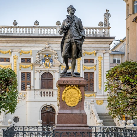 Goethe-Denkmal vor der Alten Börse - Sehenswürdigkeiten in Leipzig