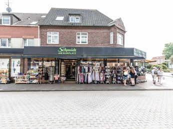 Schmidt-am-Kurplatz-Spielwaren-Juist.jpg Schmidt-am-Kurplatz-Spielwaren-Juist