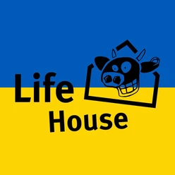 Logo des Life House Stemwede vor blau-gelbem Hintergrund, mit stilisierter Kuh und Schriftzug.