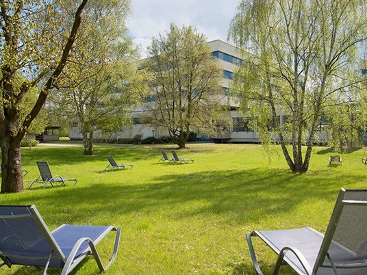 Reha-Klinik Wetterau - Liegewiese