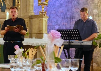 Bibel Orgel Wein (002).JPG