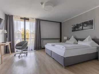 Gelbes Haus Doppelzimmer Doppelbett1