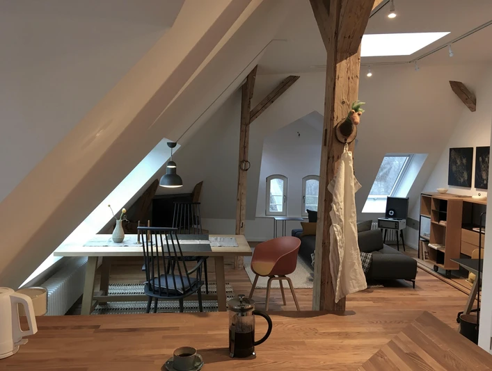 Hohe-Priester_Essbereich