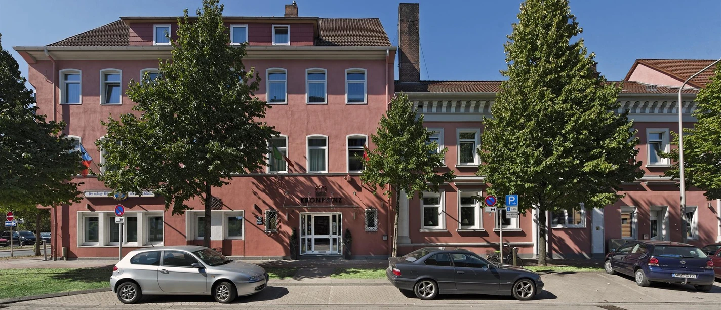 Hotel Kronprinz - Außen
