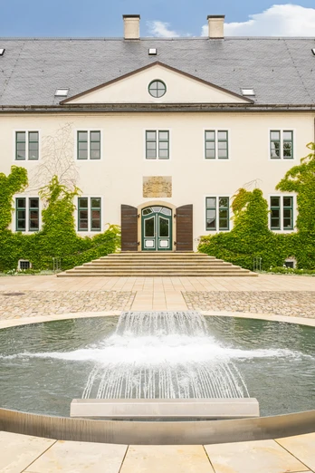 Espelkamp-Schloss Benkhausen-Teutoburger-Wald-Tourismus-D-Ketz-080-CC-BY-SA.jpg Espelkamp - Schloss Benkhausen