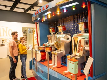 Schloss Benkhausen - Automatenmuseum in Espelkamp