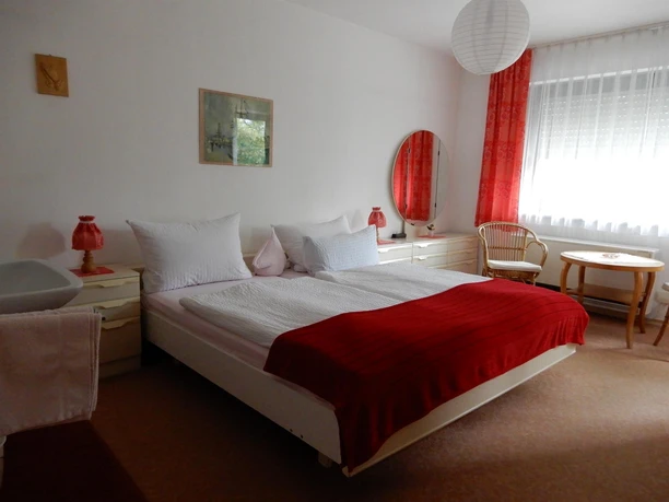 rotes Zimmer
