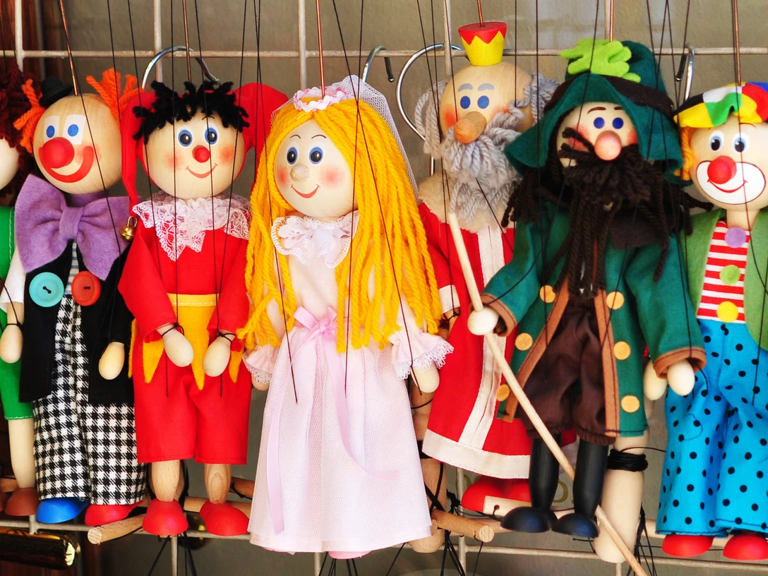 Symbolbild - Puppentheater_.JPG