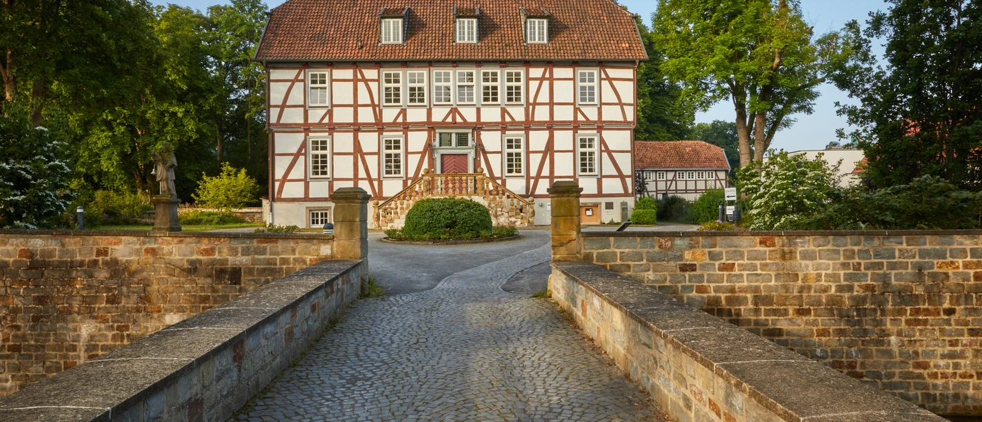 Borchen-Mallinckrodthof-Teutoburger-Wald-Tourismus-T-Evers-123-CC-BY-SA.jpg Borchen Mallinckrodthof