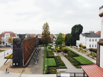 Gradierwerk Uhrenturm mit Gradierwerk Parkstraße