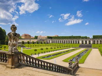 Barockpark Grossedlitz Stille Musik Barockpark Grossedlitz Stille MusikGrossedlitz Baroque Park Silent MusicBarokní park Grossedlitz Tichá hudbaCicha muzyka w barokowym parku GrossedlitzBarokpark Grossedlitz Stille MuziekParco barocco Grossedlitz Musica silenziosa