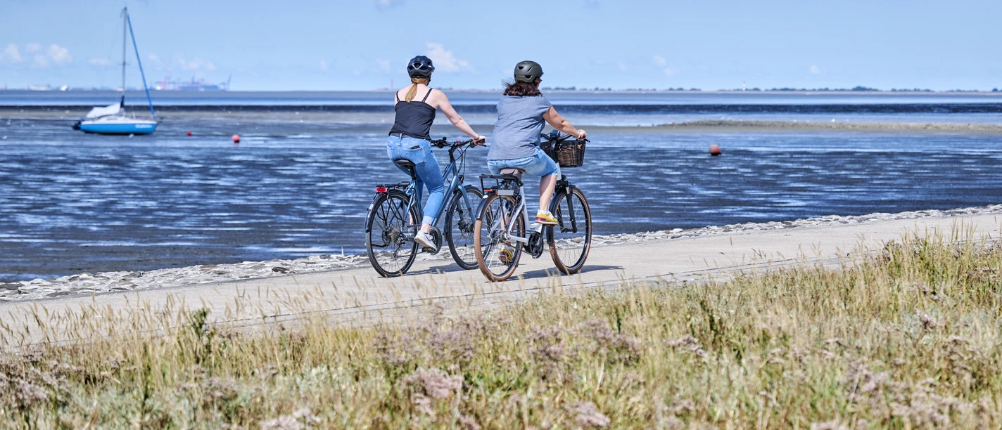 Radfahrerinnen in Sehestedt_Florian Trykowski