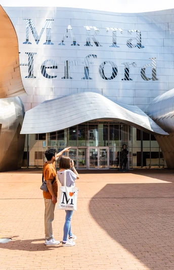Herford-Marta-Herford-Teutoburger-Wald-Tourismus-H-Tornow Marta Herford am Hansaweg