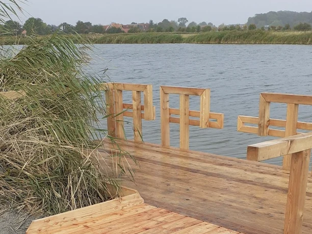 Barrierefreier Angelplatz.png